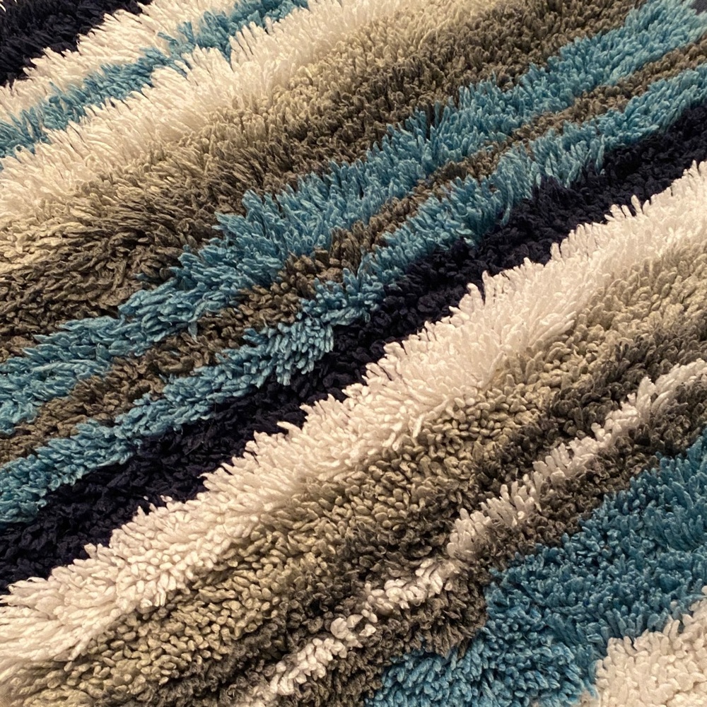 Plush Striped Bath Rug in teal Blue, Gray, Navy and White
